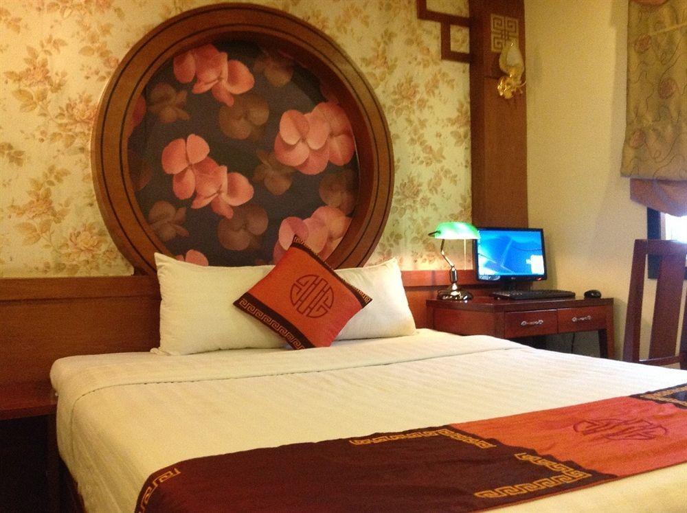 May De Ville Legend Hotel ハノイ市 エクステリア 写真