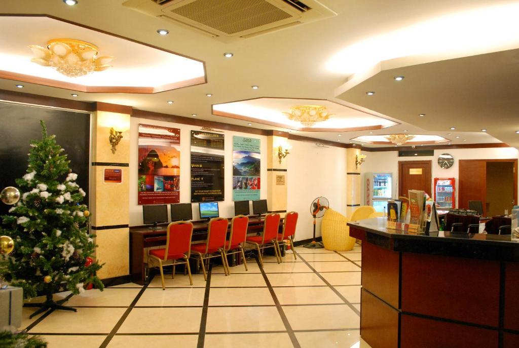 May De Ville Legend Hotel ハノイ市 エクステリア 写真