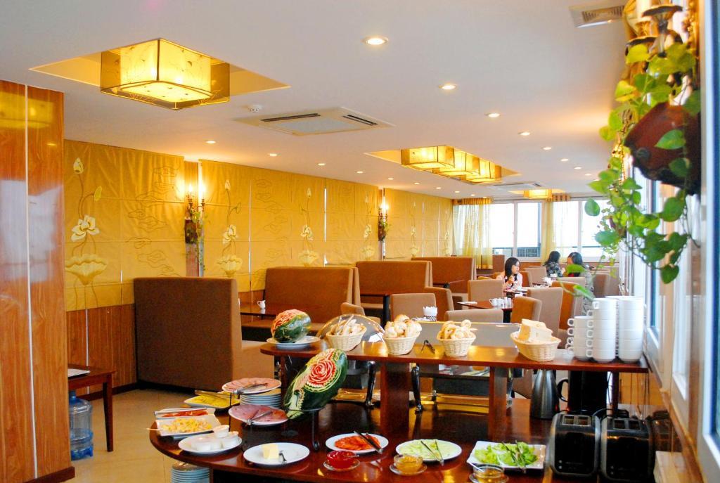 May De Ville Legend Hotel ハノイ市 エクステリア 写真