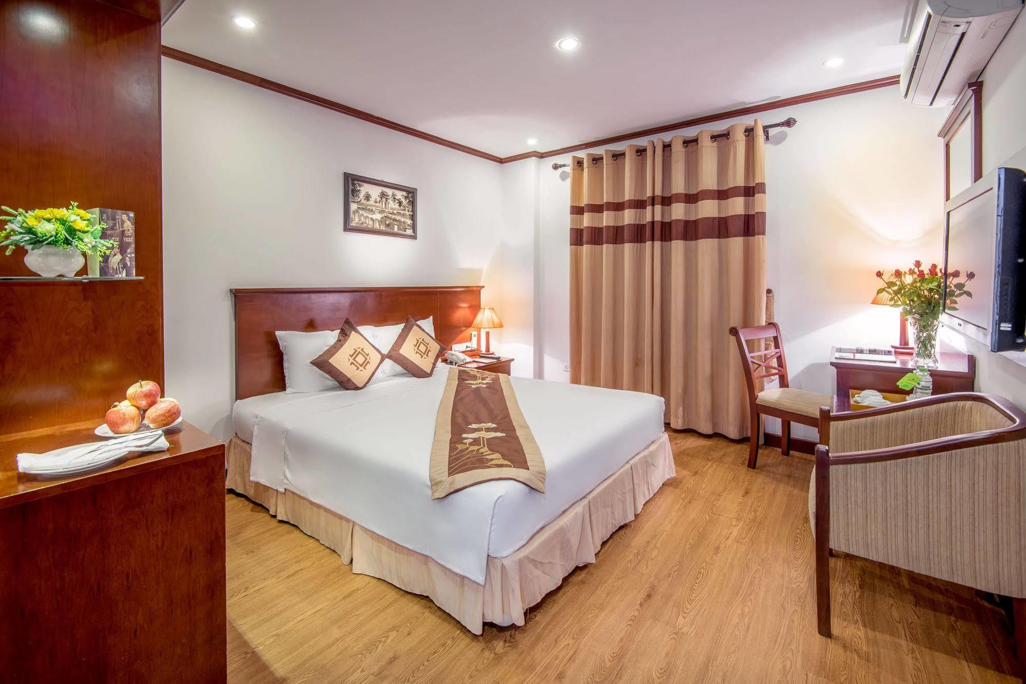 May De Ville Legend Hotel ハノイ市 エクステリア 写真