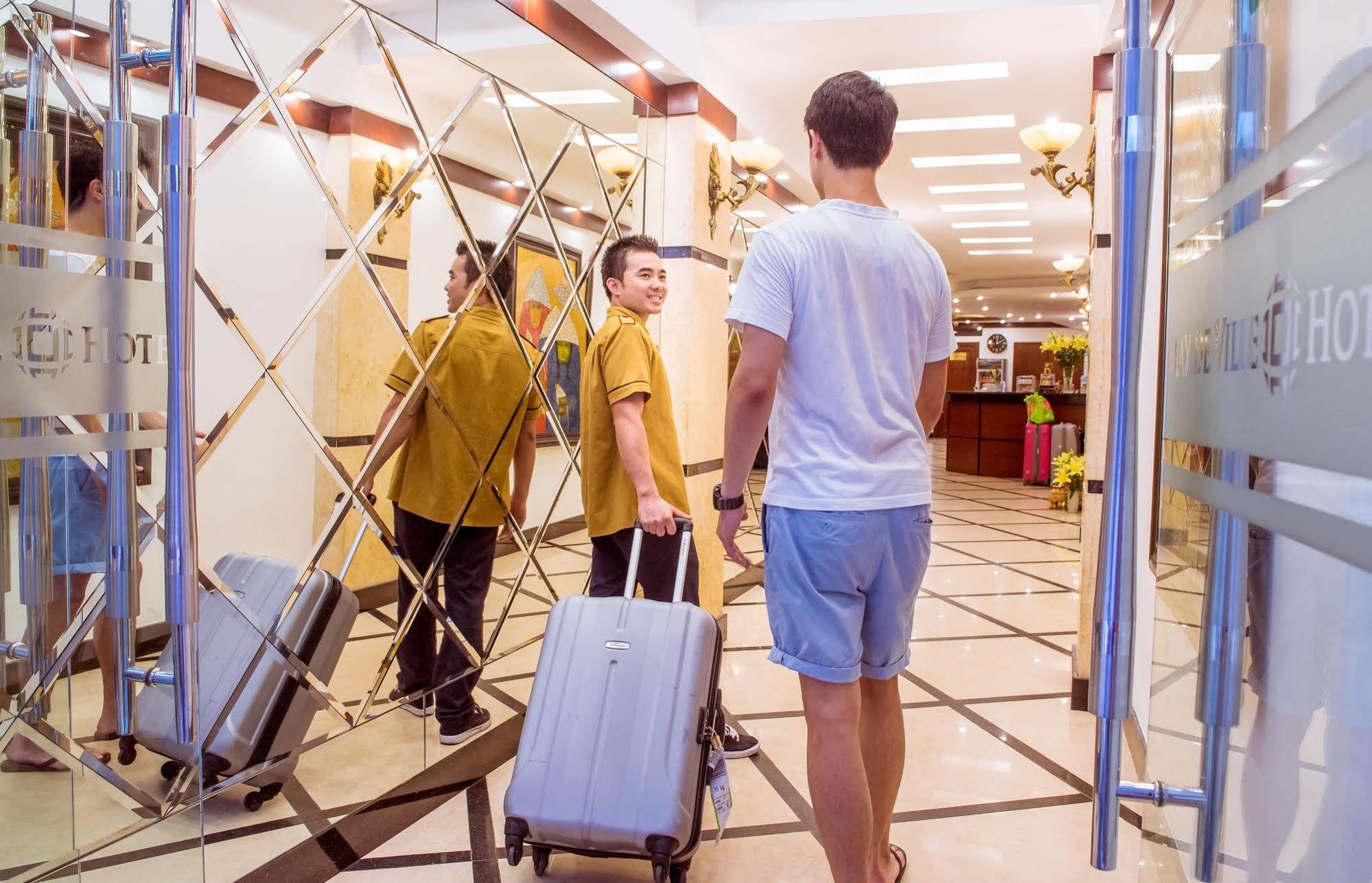 May De Ville Legend Hotel ハノイ市 エクステリア 写真